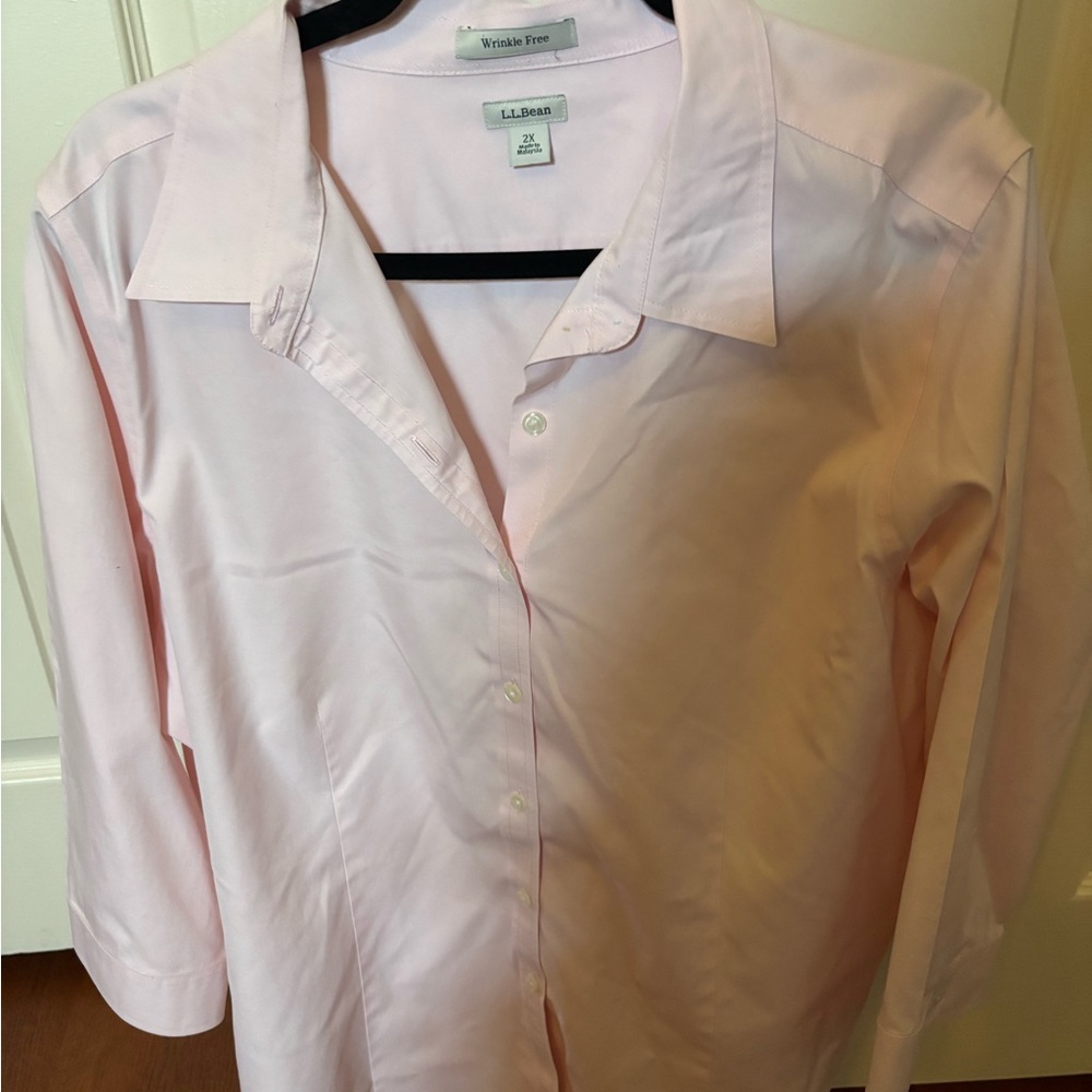 L.L.Bean Light Pink Wrinkle-Free Button Shirt